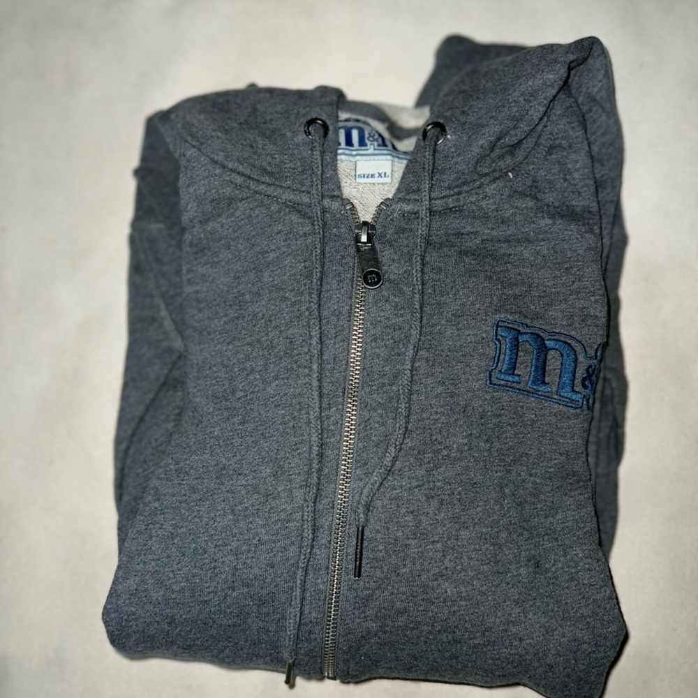 M&M Grey Zip Up Hoodie Size xl